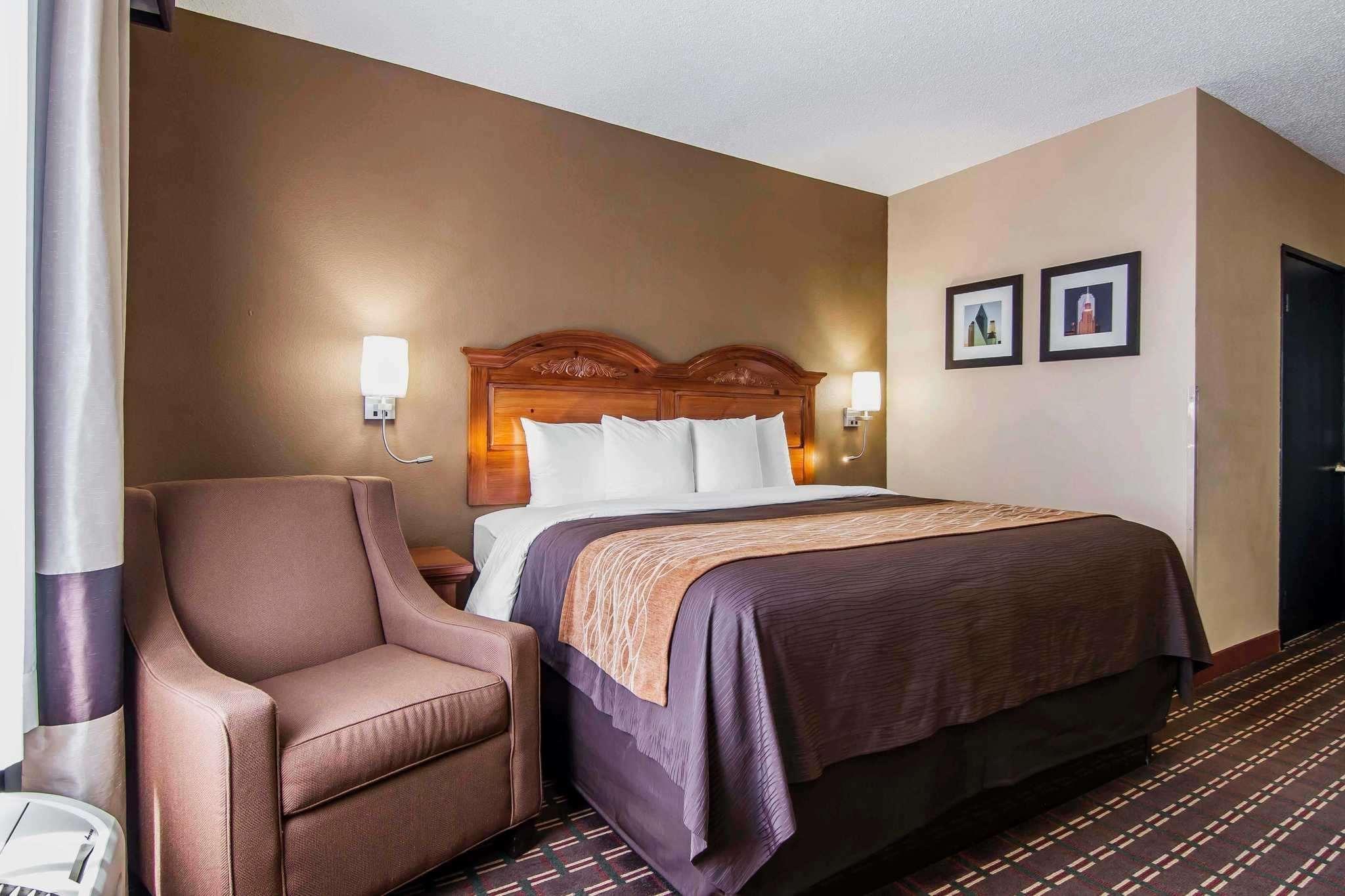 Quality Inn & Suites I-35 E-Walnut Hill Dallas Extérieur photo