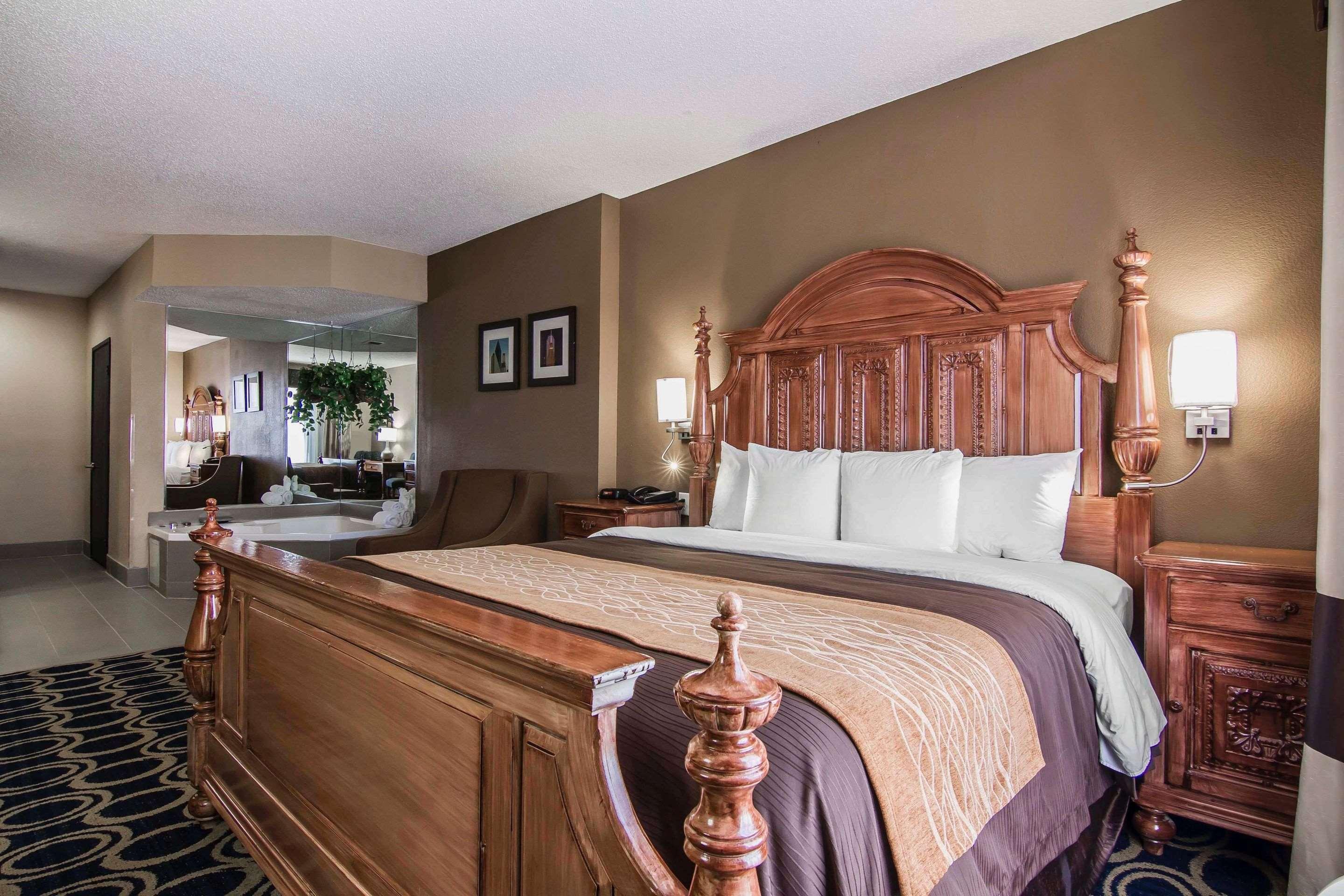 Quality Inn & Suites I-35 E-Walnut Hill Dallas Extérieur photo